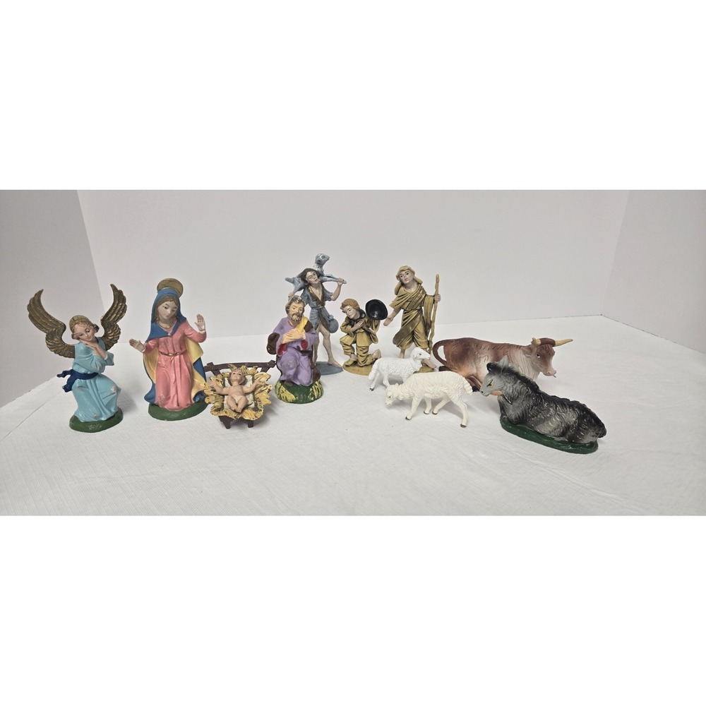 Vintage Creche Nativity Fontanini Depose & Unbranded Italy Lot of 12‎